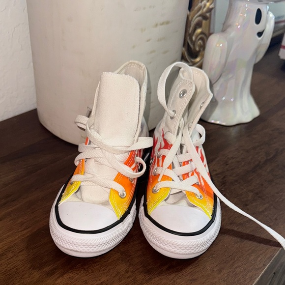 Converse All Star White and Orange Kids Shoes - Picture 3 of 5